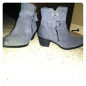 Earth Brand Ankle Boots